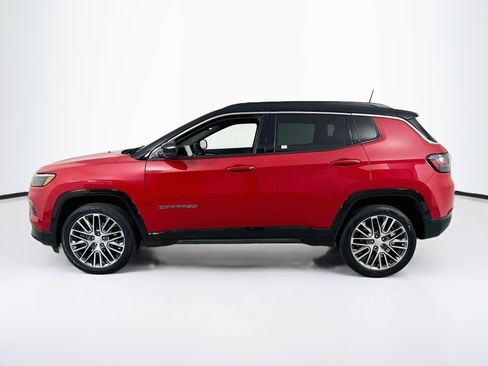Used 2024 Jeep Compass Limited w/ Elite Group AWD/4WD image 8