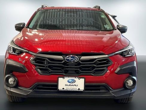 Used 2025 Subaru Crosstrek 2.5i Limited AWD/4WD image 2