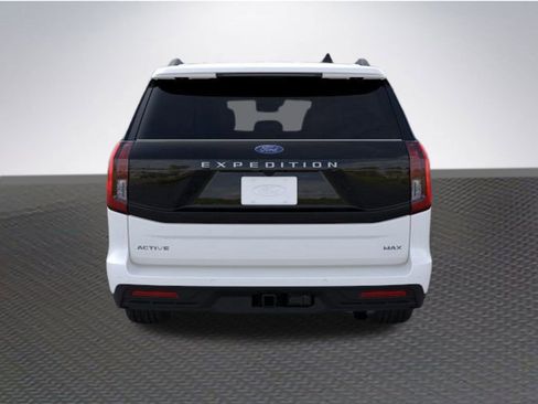 New 2026 Ford Expedition Max Active image 4