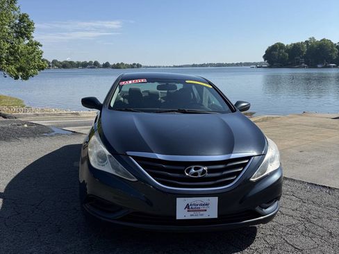 Used 2011 Hyundai Sonata GLS image 2