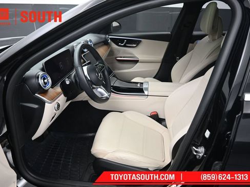 Used 2022 Mercedes-Benz C 300 4MATIC Sedan image 9