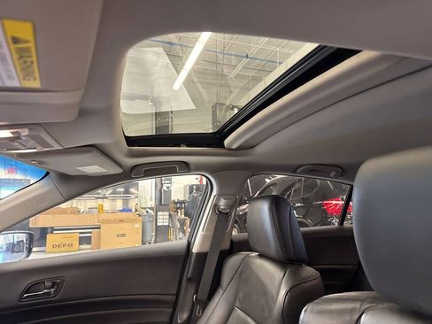 Used 2014 Acura ILX w/ Technology Package image 12