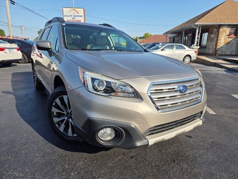 Used 2015 Subaru Outback 2.5i Limited AWD/4WD image 7