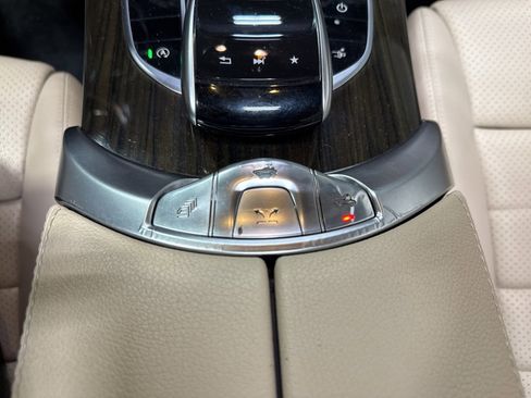 Used 2017 Mercedes-Benz C 300 4MATIC Cabriolet image 37