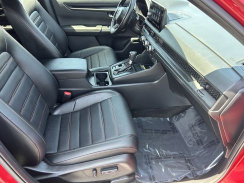 Certified 2025 Honda CR-V Sport-L image 9