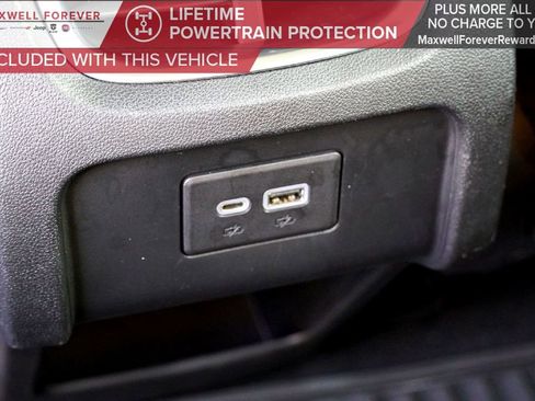 Used 2023 Chevrolet Blazer LT w/ LPO, Black Grille Bar Package image 27