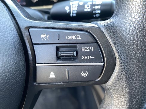 Used 2023 Honda HR-V LX image 28