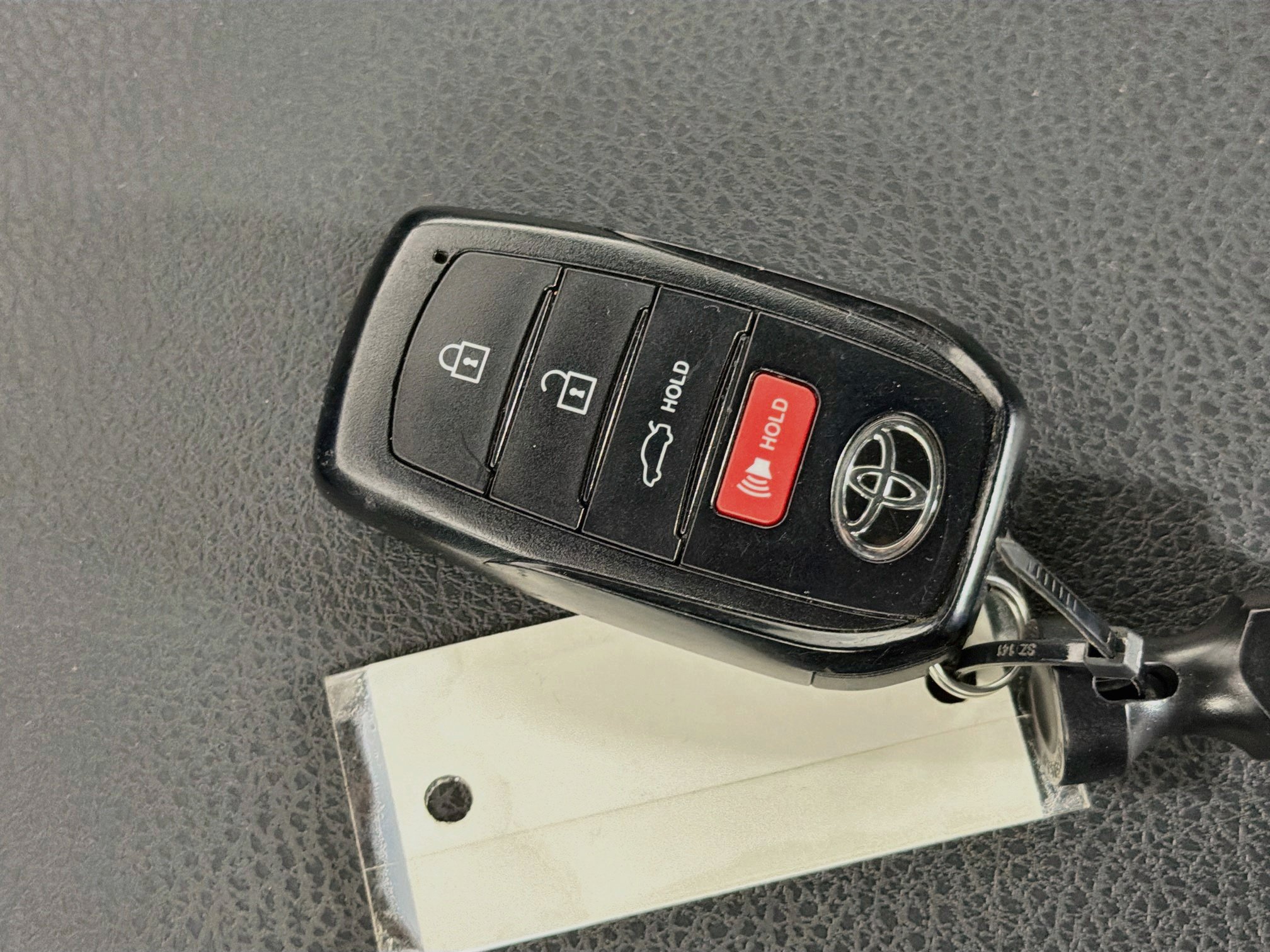 Used 2025 Toyota Camry SE FWD image 25