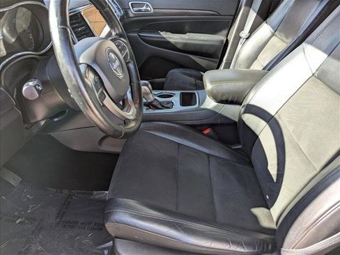 Used 2020 Jeep Grand Cherokee Altitude image 16