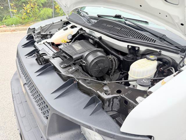 Used 2015 Chevrolet Express 2500 RWD image 44