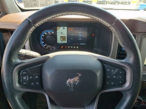 Used 2023 Ford Bronco Outer Banks AWD/4WD image 18