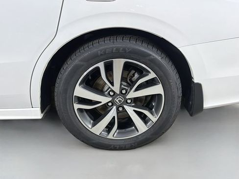Used 2024 Honda Odyssey Touring image 38