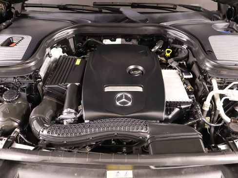 Used 2019 Mercedes-Benz GLC 300 4MATIC Coupe image 20