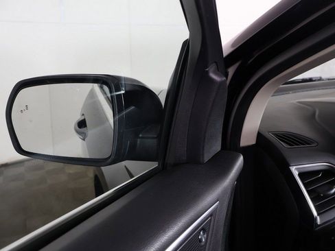 Used 2022 Ford Edge Titanium AWD/4WD image 34