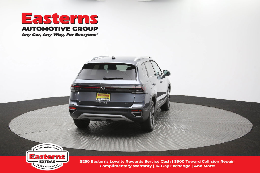 Used 2025 Volkswagen Taos SE AWD/4WD image 38