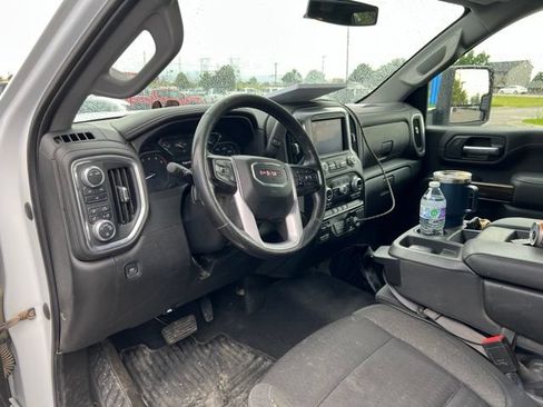 Used 2022 GMC Sierra 2500 SLE w/ SLE Value Package; AWD/4WD image 12