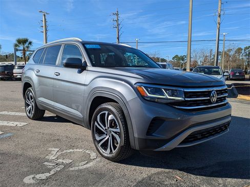 Certified 2023 Volkswagen Atlas SEL image 8