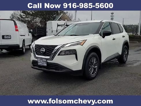 Used 2021 Nissan Rogue S image 5