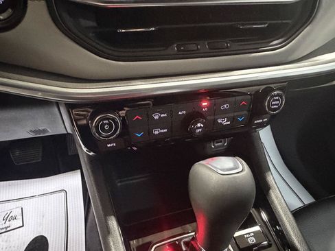 New 2026 Jeep Compass Limited AWD/4WD image 21