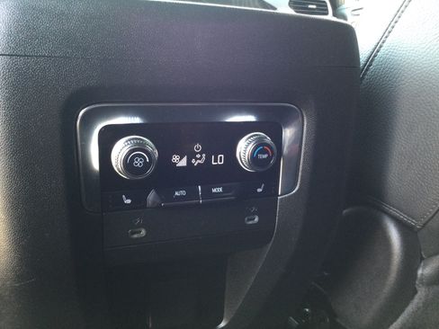 Used 2023 GMC Yukon Denali w/ Max Trailering Package AWD/4WD image 12