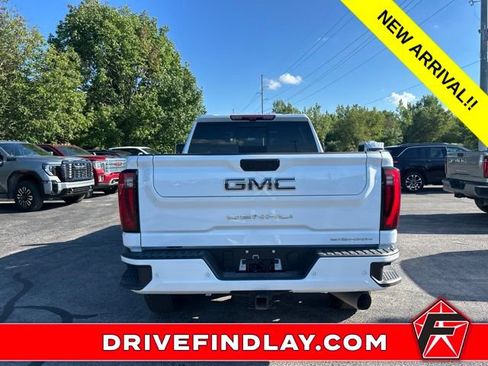 Used 2026 GMC Sierra 2500 Denali Ultimate AWD/4WD image 9