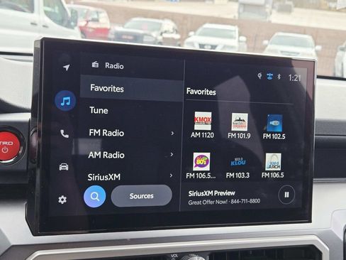 Used 2025 Toyota 4Runner TRD Off-Road Premium image 13