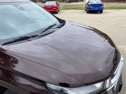 Used 2023 Chevrolet Traverse LT image 52