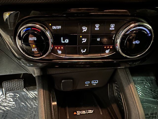 Used 2025 Chevrolet TrailBlazer RS w/ Convenience Package AWD/4WD image 11