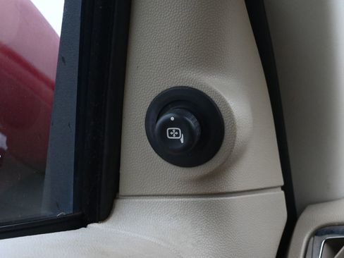 Used 2010 Ford Escape Limited FWD image 12