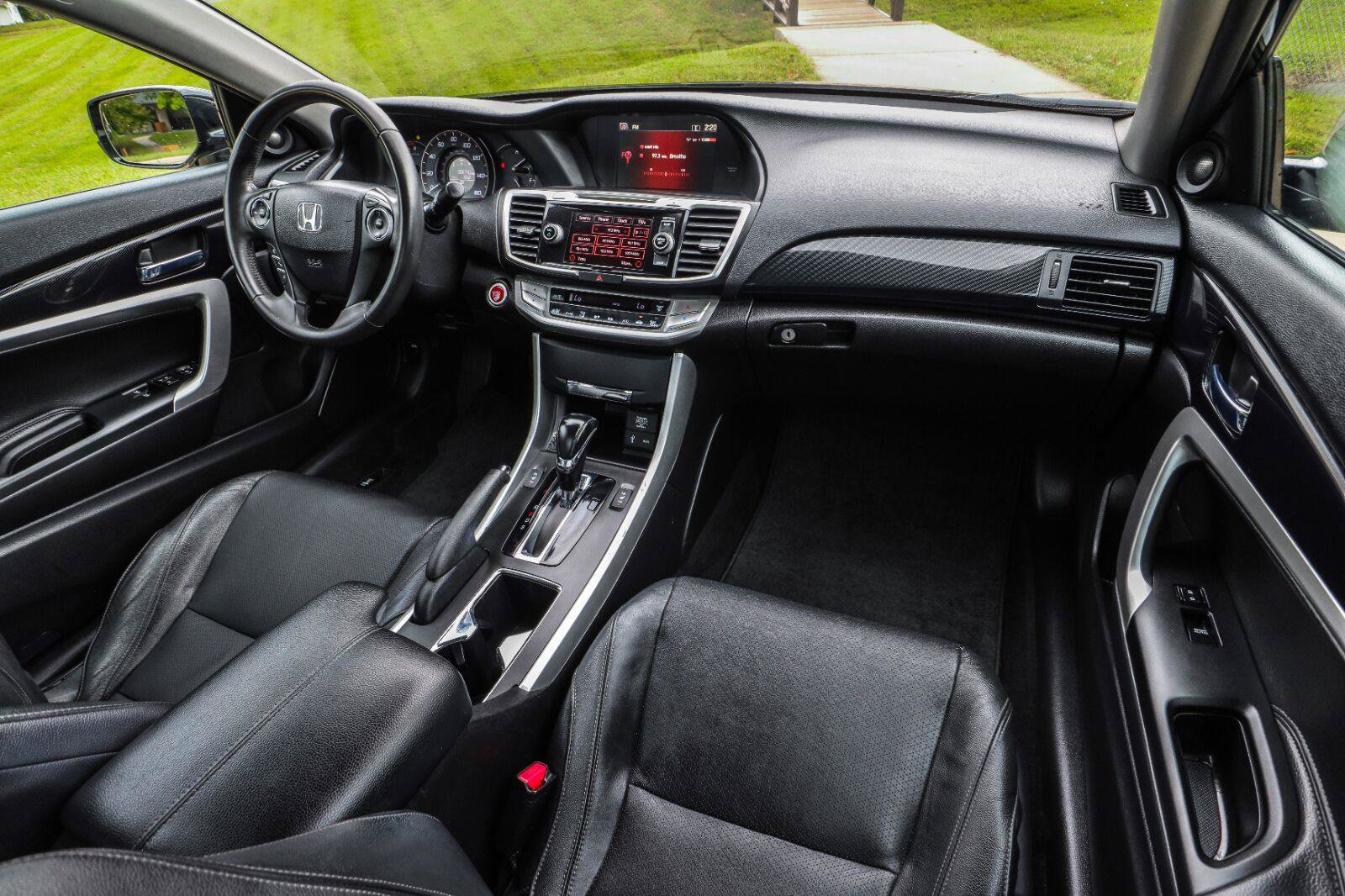 Used 2015 Honda Accord EX-L image 32