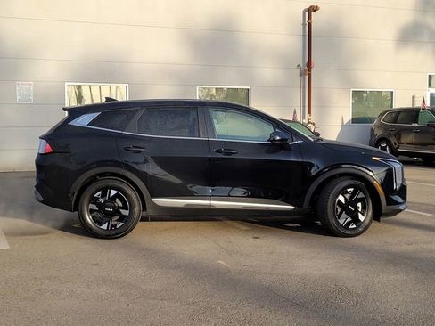 New 2026 Kia Sportage LX image 4