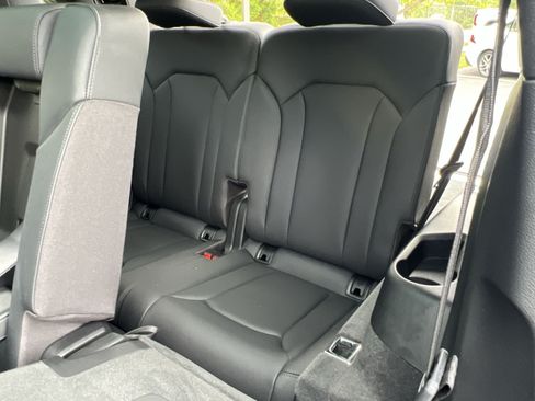 Used 2021 Audi Q7 3.0T Premium Plus AWD/4WD image 25
