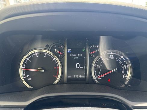 Used 2024 Toyota 4Runner TRD Off-Road Premium w/ Off Road Premium Plus Package AWD/4WD image 18