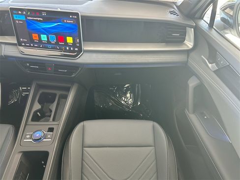 New 2026 Volkswagen Tiguan SE R-Line image 44