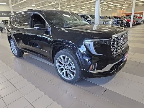 Used 2025 GMC Acadia Denali w/ Super Cruise Package AWD/4WD image 4