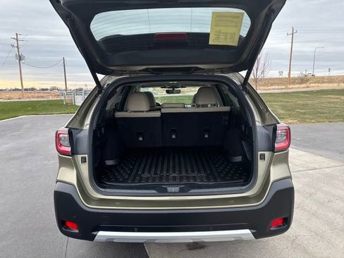 Used 2023 Subaru Outback Limited image 25