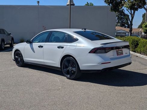 Used 2025 Honda Accord Sport image 7