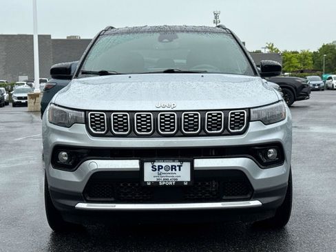 Used 2025 Jeep Compass Limited AWD/4WD image 28