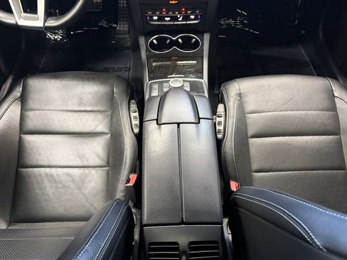 Used 2017 Mercedes-Benz E 400 4MATIC Coupe image 24