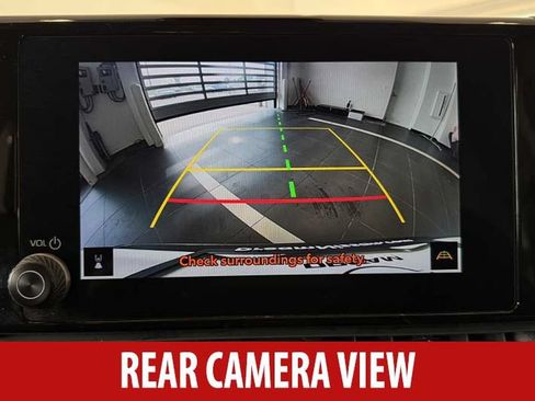 Used 2024 Toyota RAV4 XLE AWD/4WD image 16