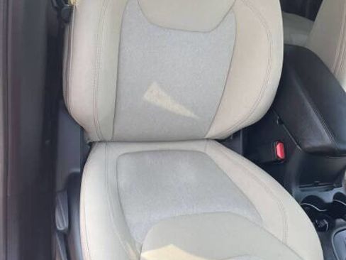 Used 2016 Jeep Cherokee Sport image 11