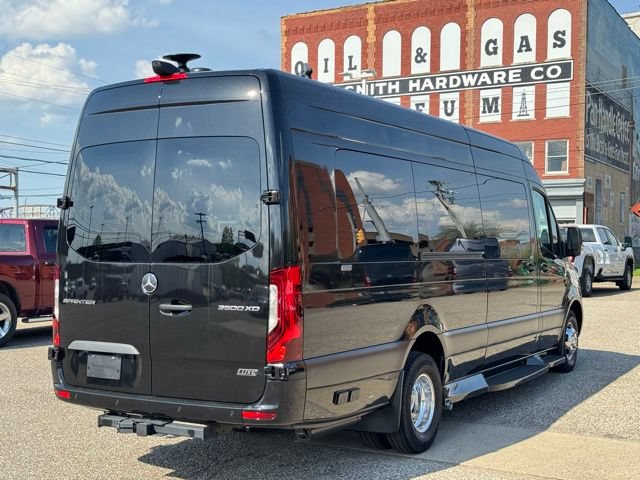 Used 2024 Mercedes-Benz Sprinter 3500 image 6