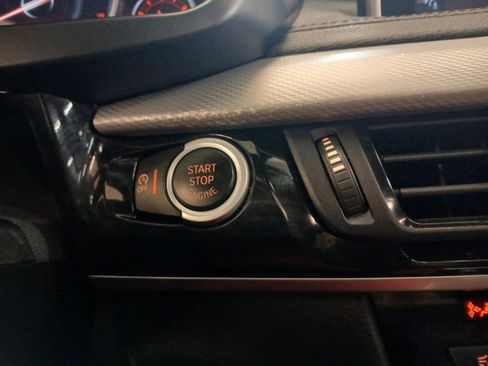 Used 2019 BMW X6 xDrive35i w/ M Sport Package image 35