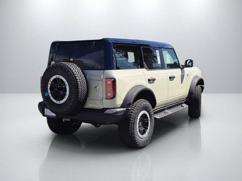 New 2026 Ford Bronco Badlands w/ Sasquatch Package AWD/4WD image 4