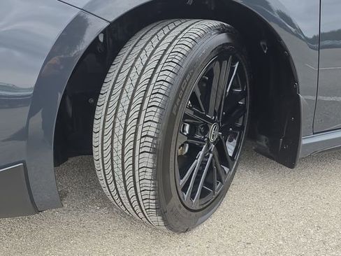 Certified 2025 Toyota Camry SE image 31