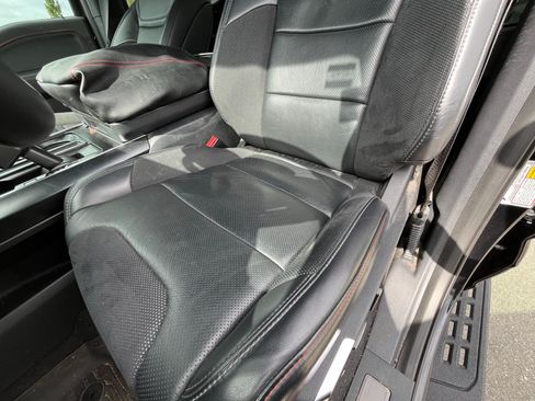 Used 2025 Ford F150 Raptor AWD/4WD image 19