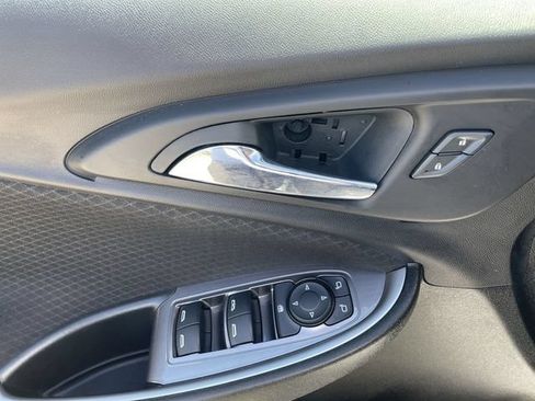 Used 2023 Chevrolet Malibu LT FWD image 22