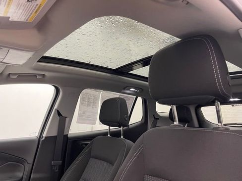 Used 2022 GMC Terrain SLE w/ Driver Convenience Package image 7