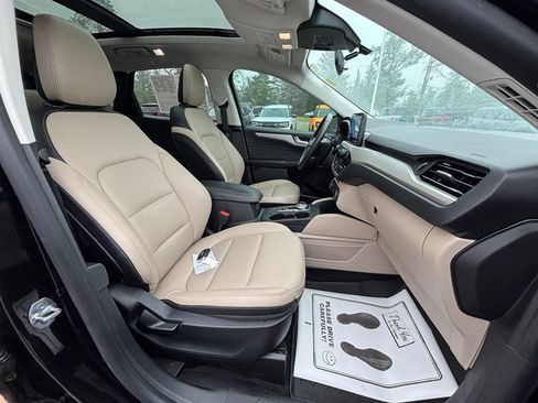 Used 2021 Ford Escape SEL w/ Technology Package FWD image 20