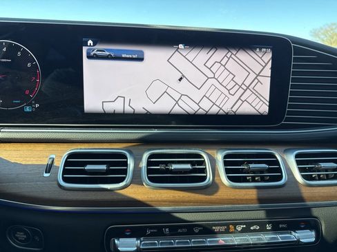 Certified 2024 Mercedes-Benz GLE 350 4MATIC image 13